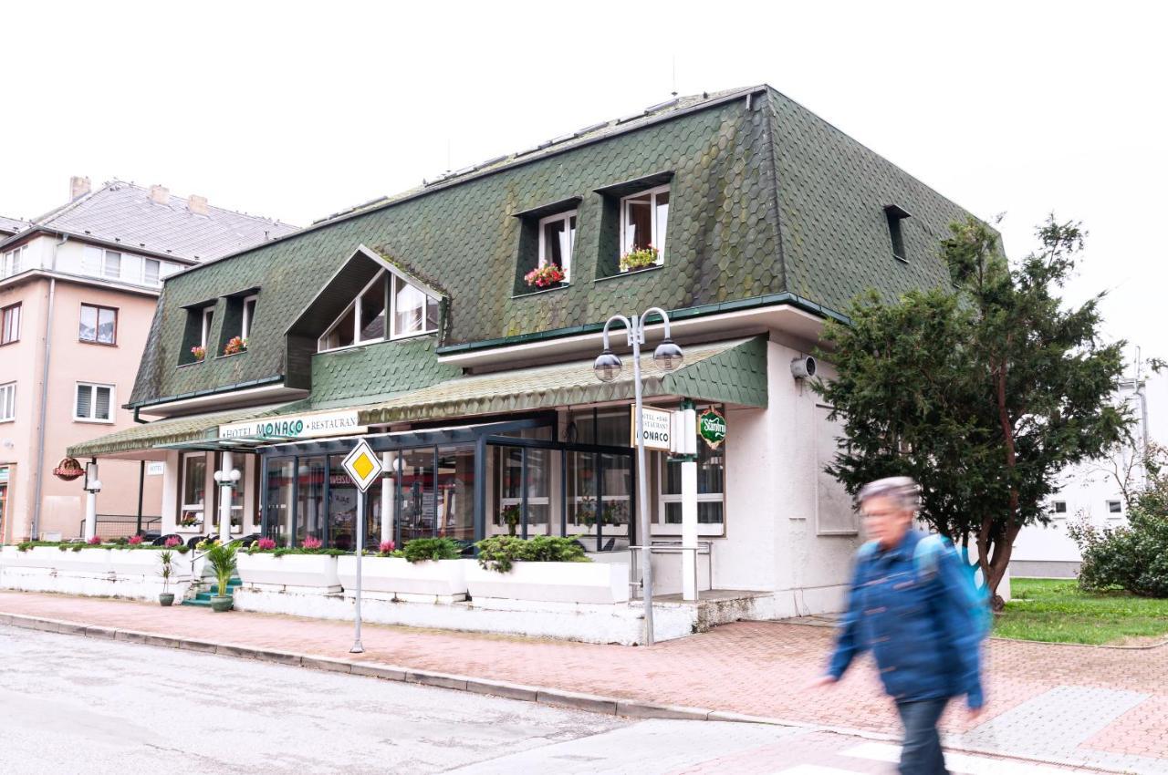 Hotel Monaco Náměšť nad Oslavou Екстериор снимка
